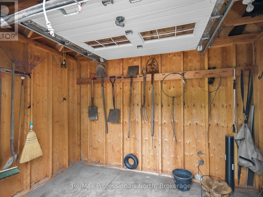 160 TIFFANY TRAIL, 