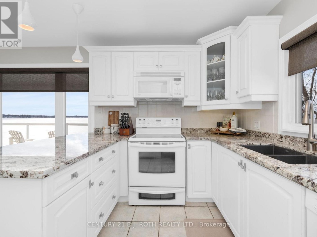 4307 ORKNEY BEACH ROAD, Lake Simcoe