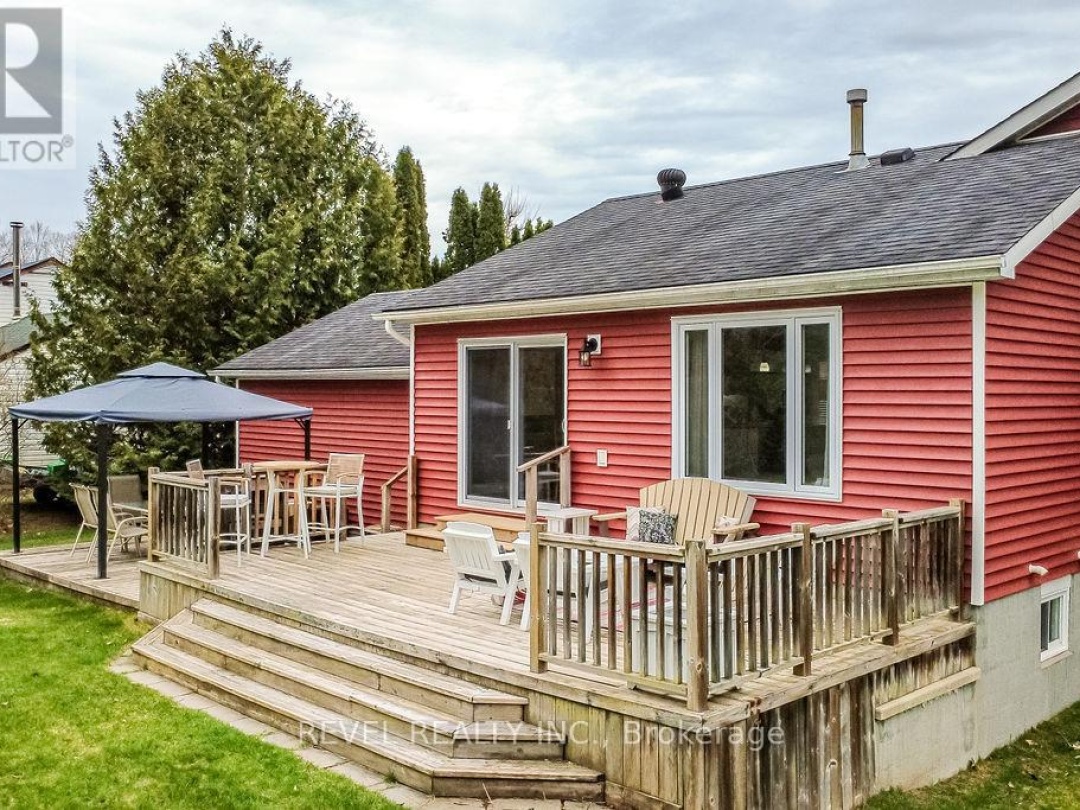 16 SUMAC CRESCENT, Oro-Medonte (Sugarbush)