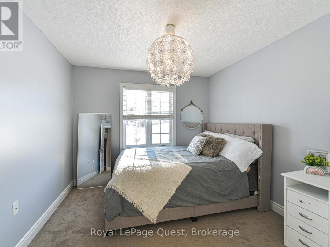 2044 MARCHMONT ROAD, 