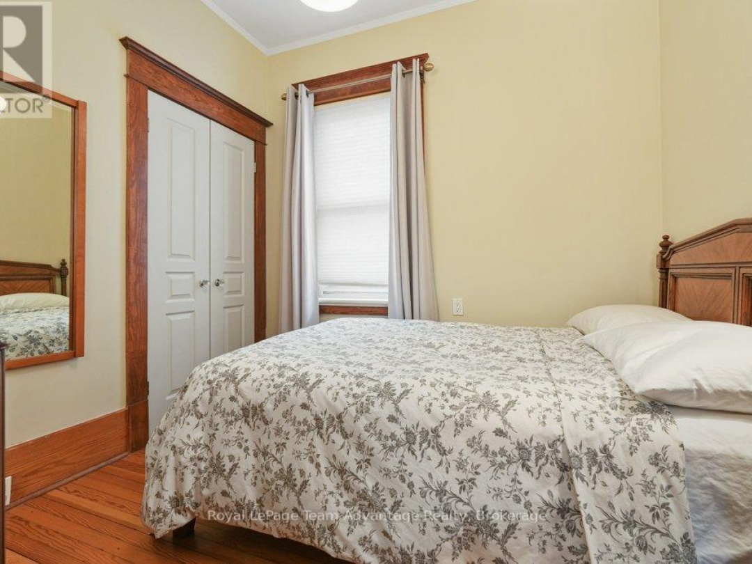 3 BELVEDERE AVENUE, Parry Sound