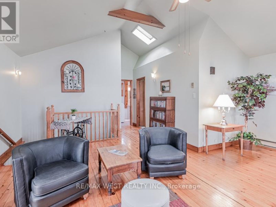 4669 ANDERSON AVENUE, Lake Simcoe