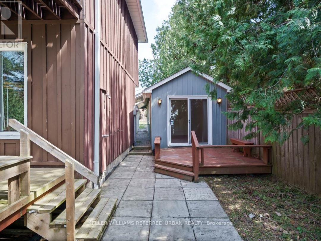26950 Cedarhurst Beach Road, Lake Simcoe