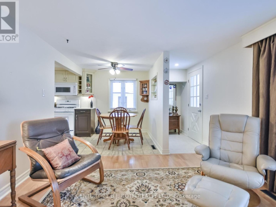 51 Fittons Road W, Orillia