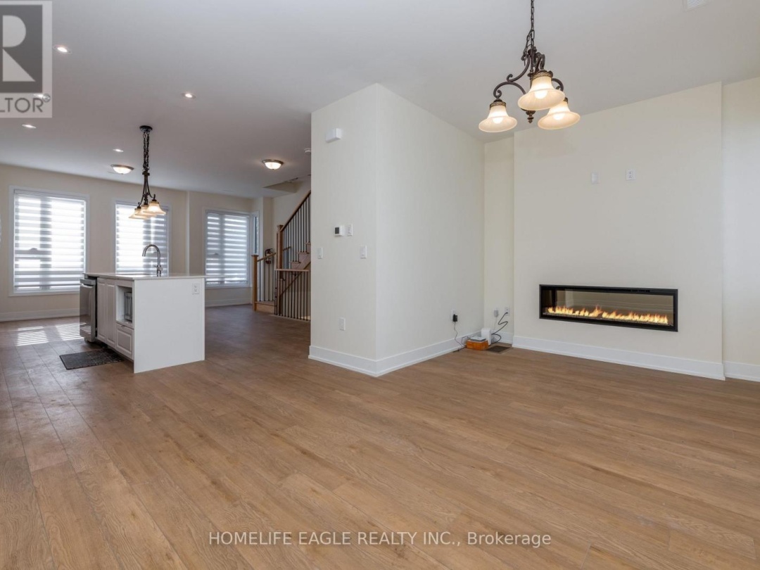2 MARINER'S PIER WAY, Lake Simcoe