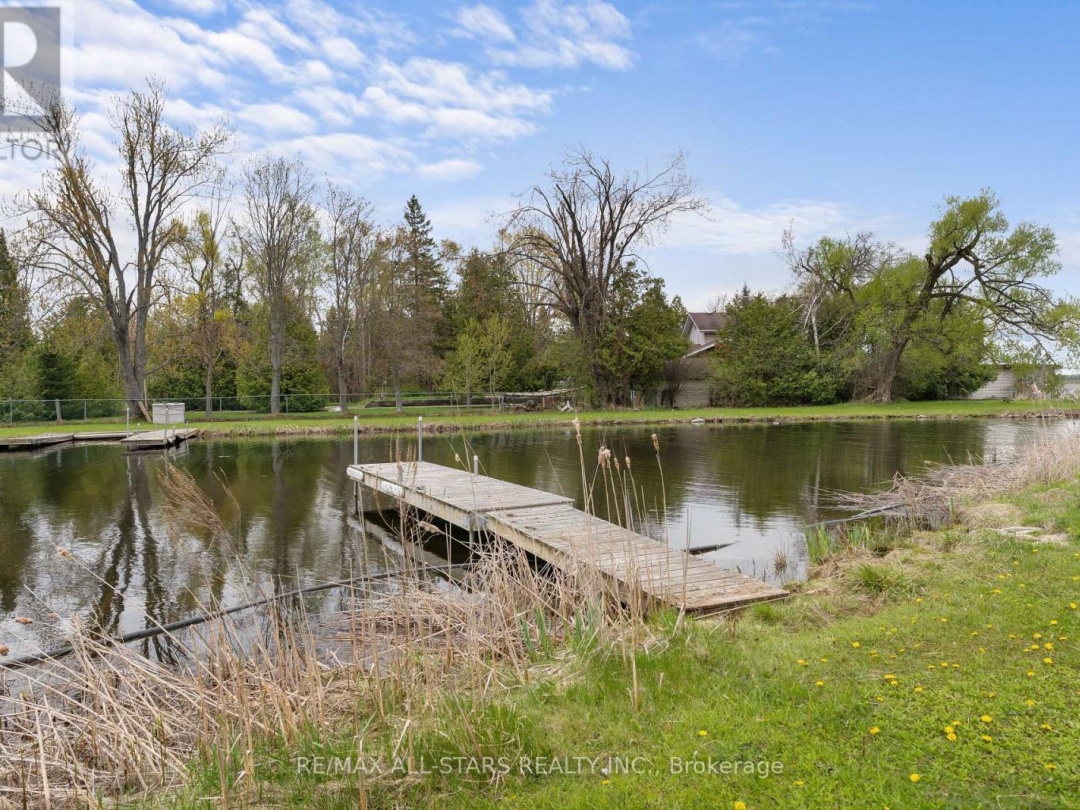 3 REGATTA STREET, Sturgeon Lake