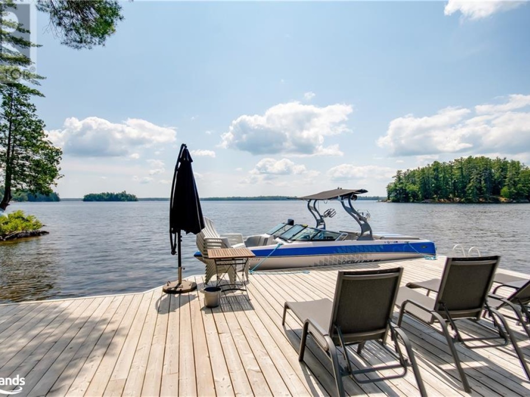 1384 Browning Island, Lake Muskoka