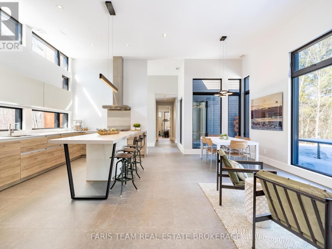3870 DARLING ISLAND ROAD, Gloucester Pool