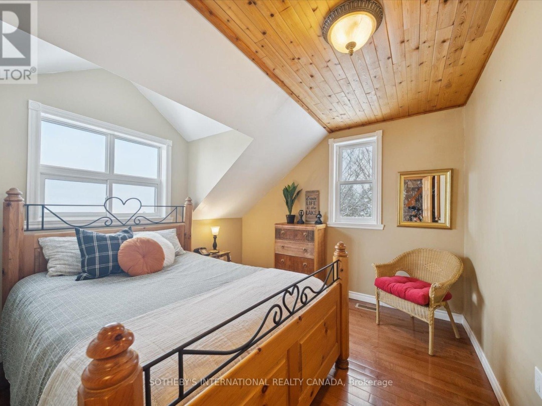1307 WATTS ROAD, Little Kennisis Lake