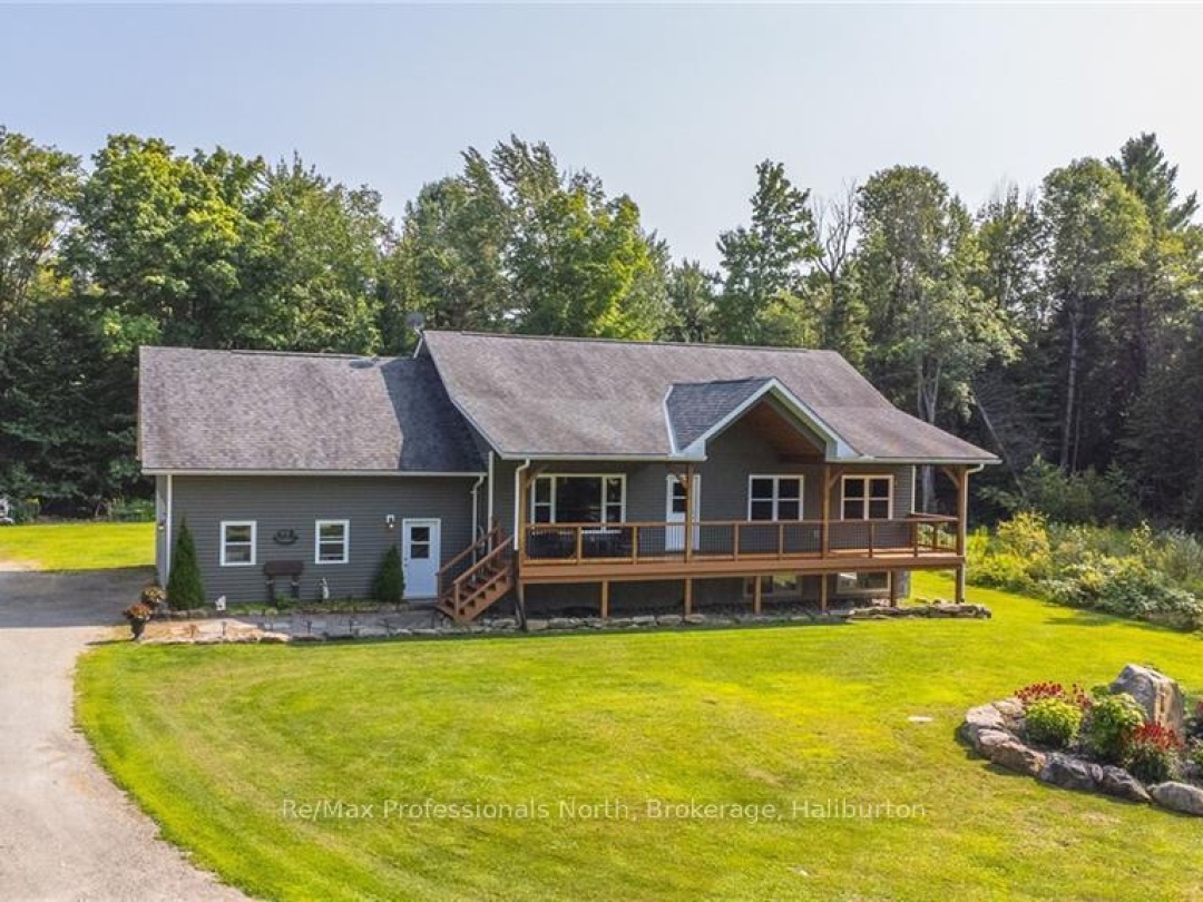 2538 Gelert Road, Minden Hills