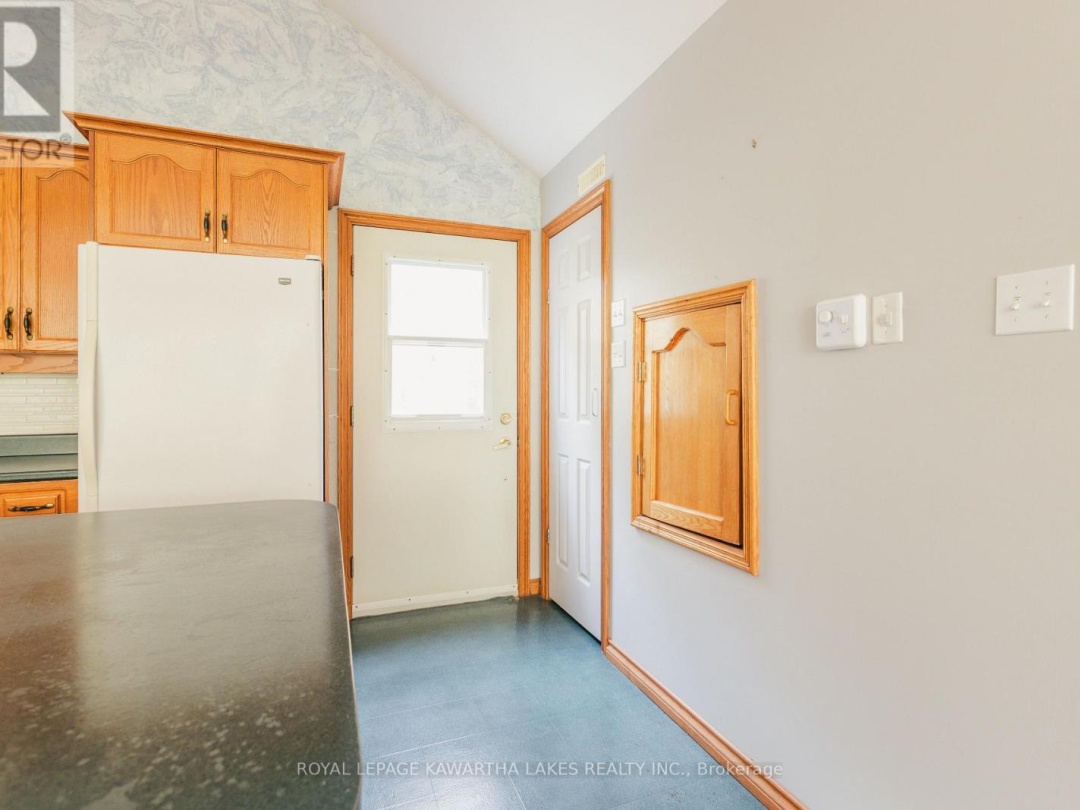 693 BALSAM LAKE DRIVE, 