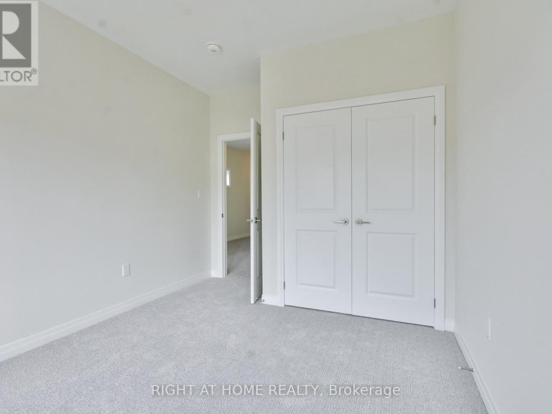 3056 SANDY ACRS AVENUE, Severn (West Shore)