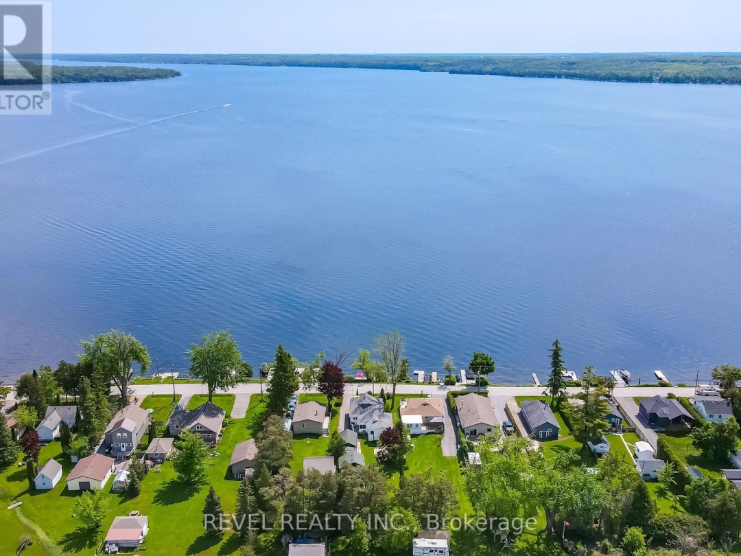 483 LONG BEACH ROAD, Sturgeon Lake