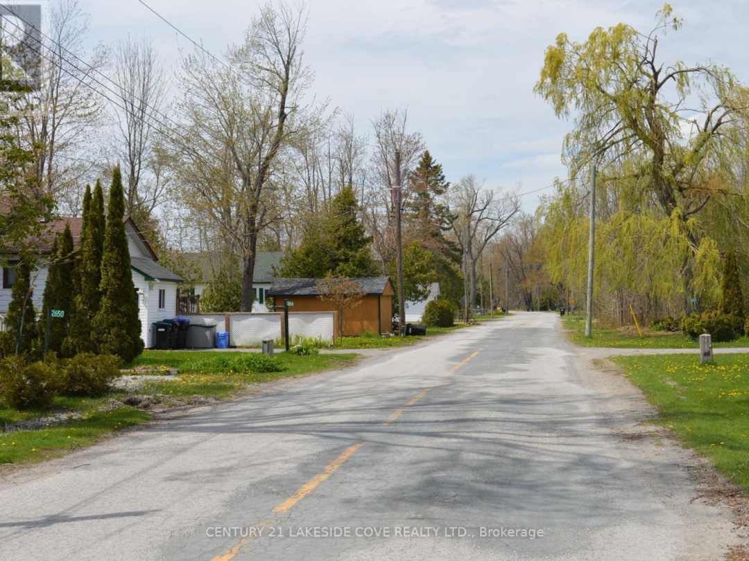 2689 Lakeshore Drive, Ramara (Brechin)