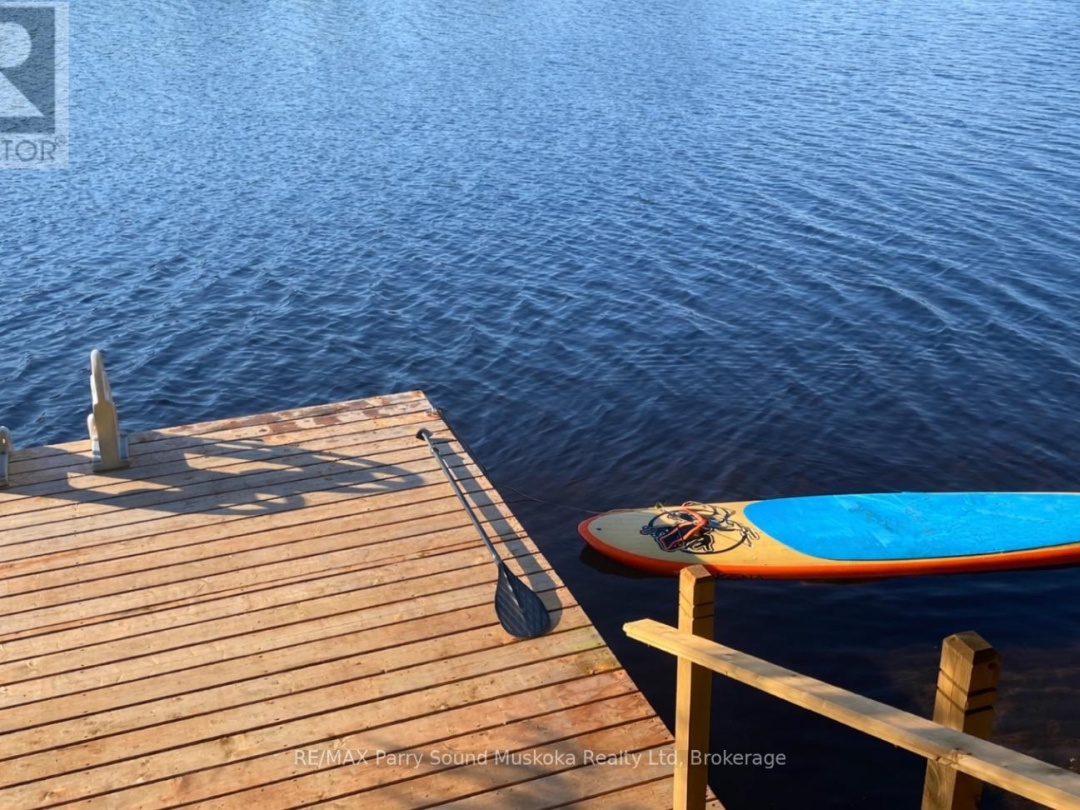 110D LOUISA STREET, Seguin River