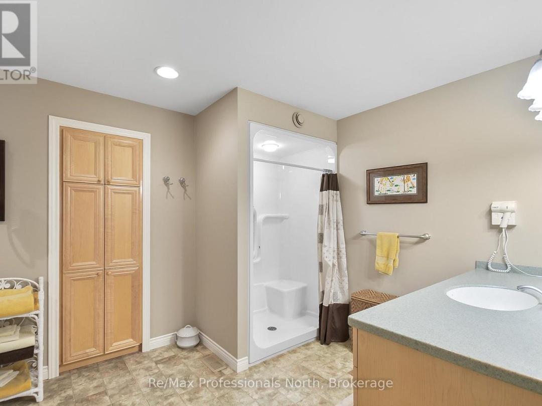 160 TIFFANY TRAIL, 