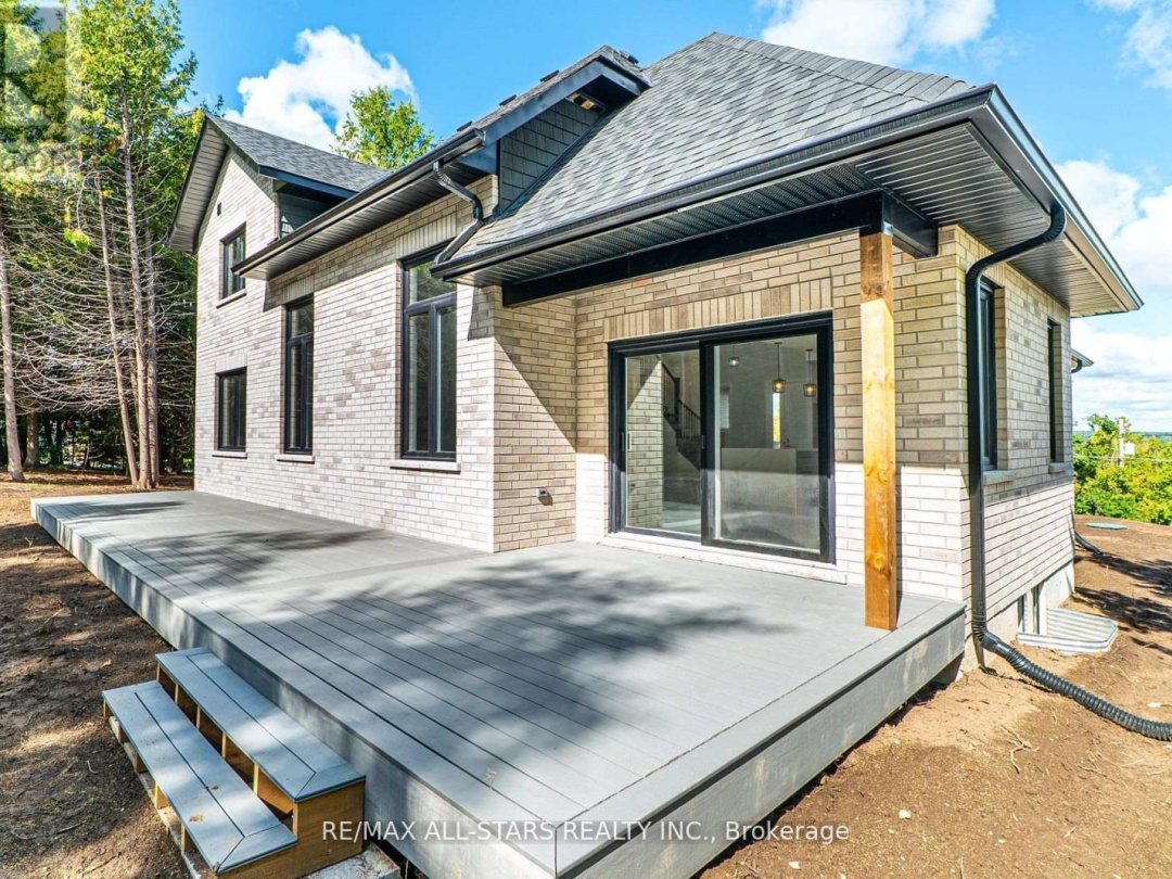 837 CEDAR GLEN ROAD, 