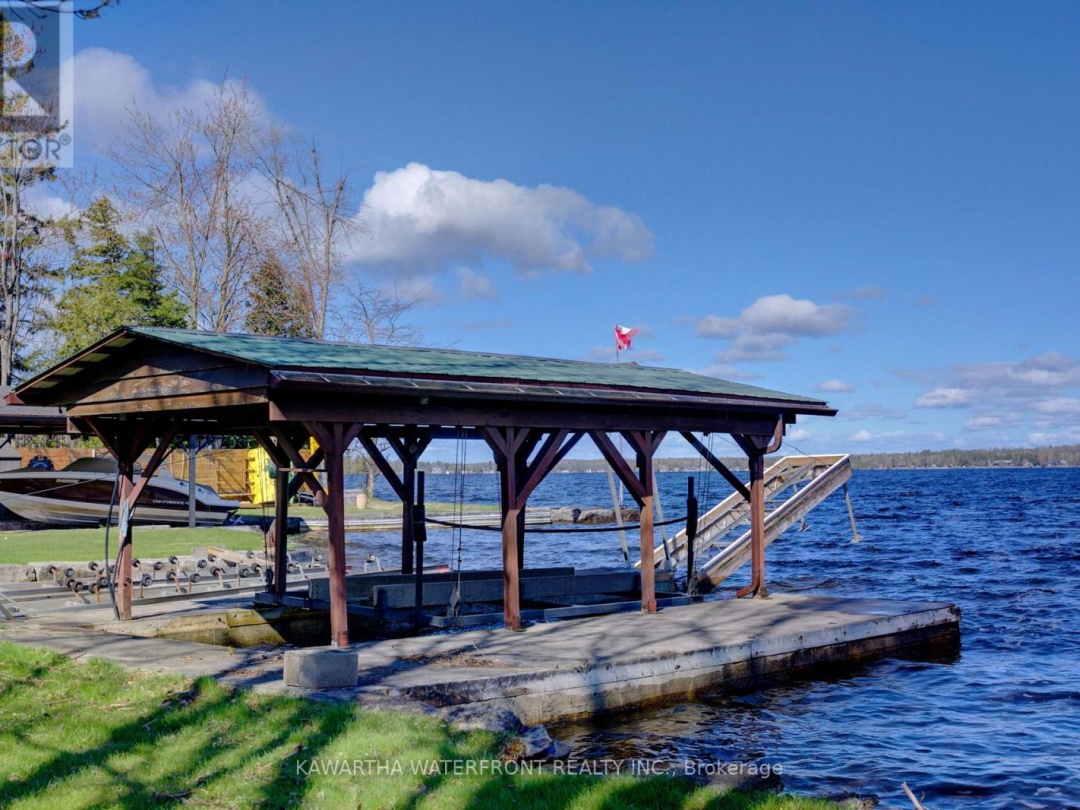 7 REID'S ROAD, Sturgeon Lake