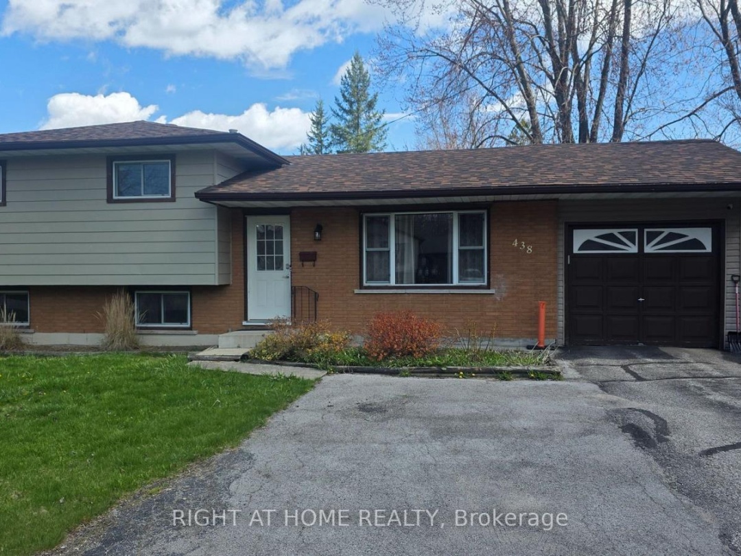 438 FOREST AVENUE S, Orillia