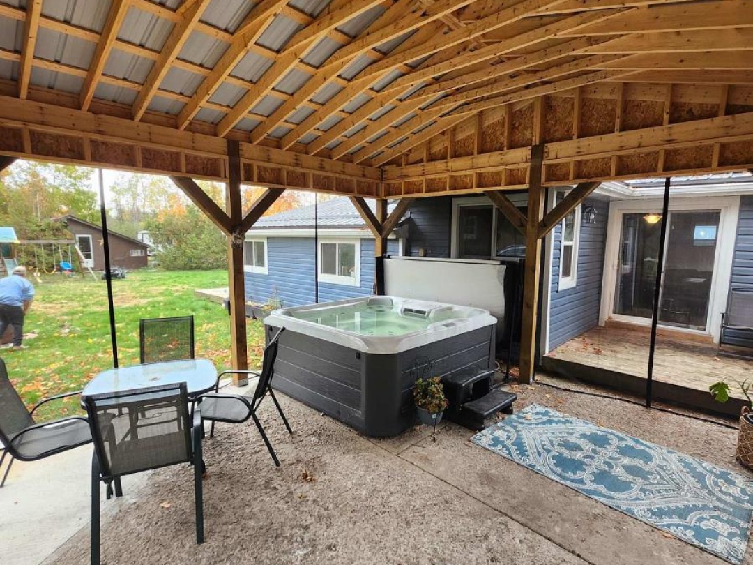 117 ECHO BAY ROAD, 