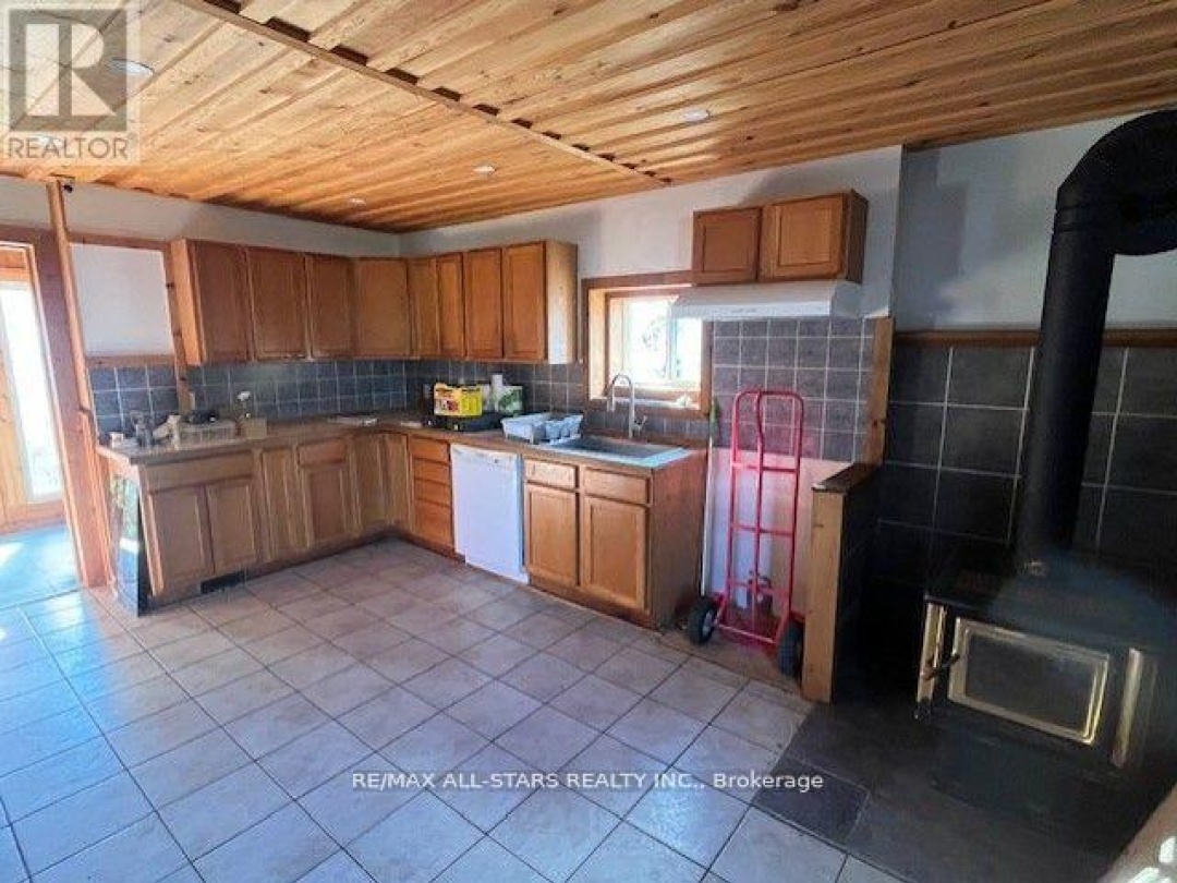 211 BURNT RIVER ROAD, Kawartha Lakes (Somerville)