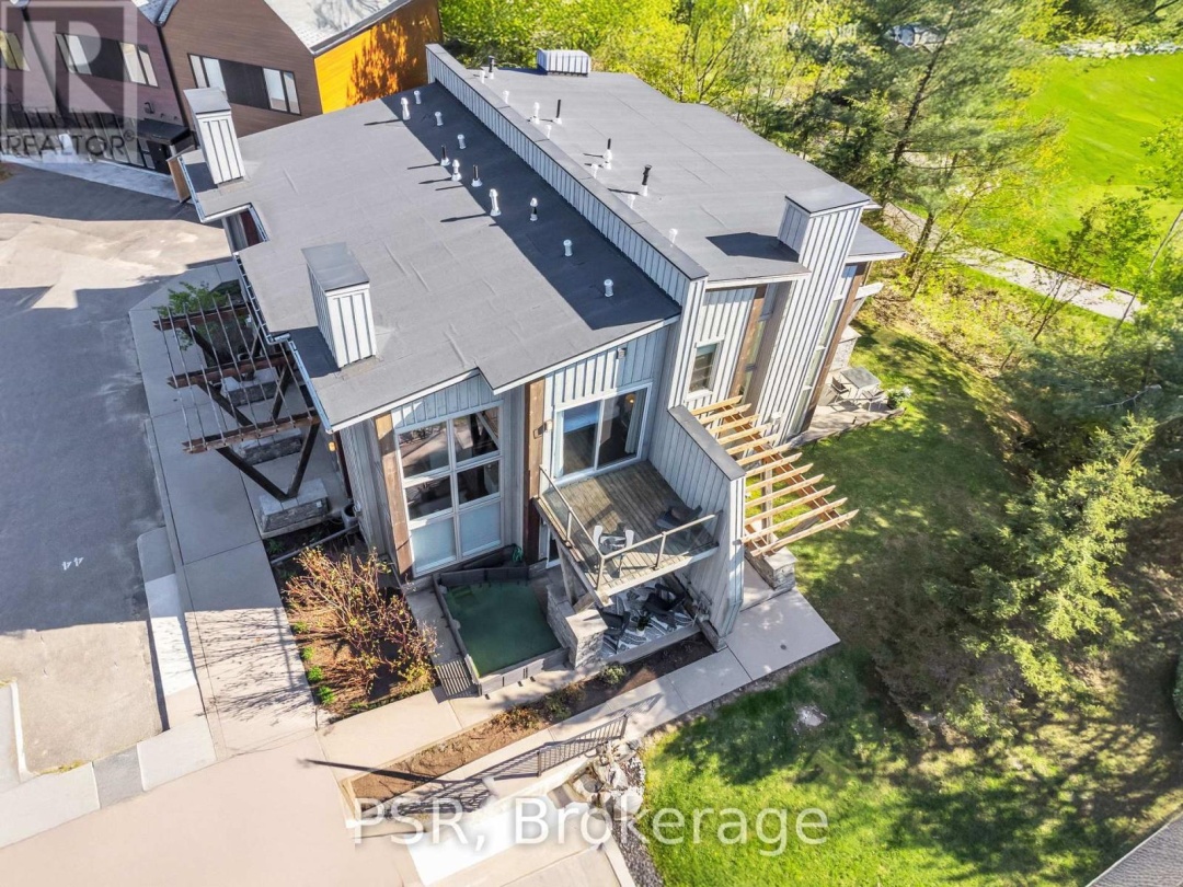 44 CARRICK TRAIL, Gravenhurst (Wood (Gravenhurst))