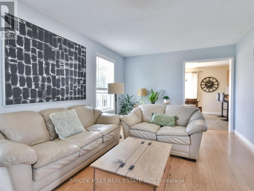 73 VANESSA DRIVE, 