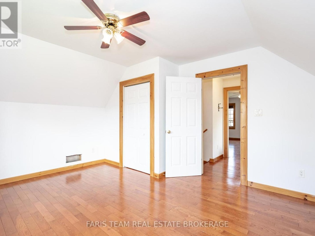 1309 LAUGHLIN FALLS ROAD, 