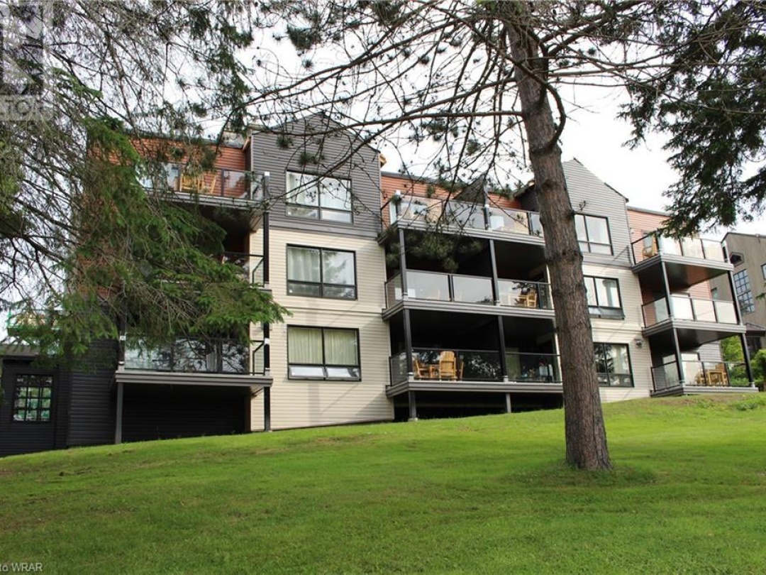 1235 Deerhurst Drive Unit# 52 105, Sunset Bay