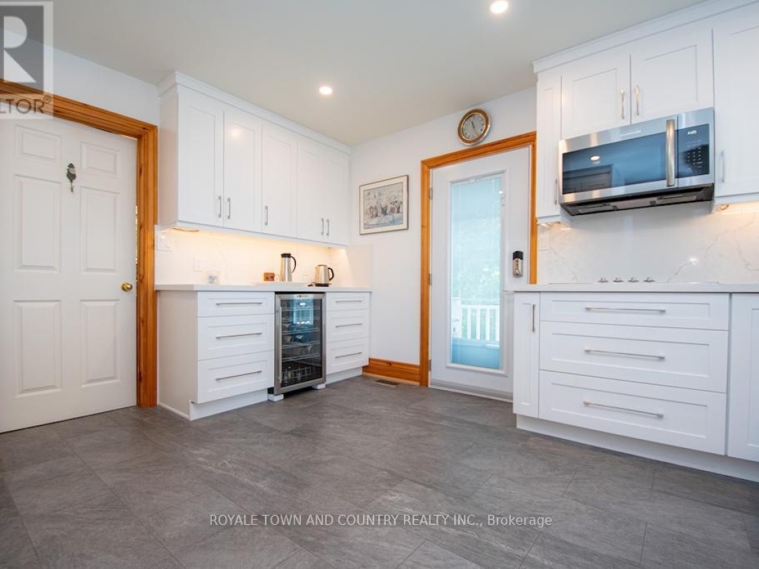 24 GOODMAN ROAD, Balsam Lake