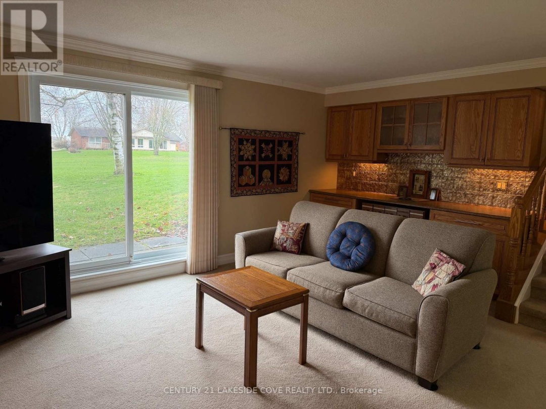 27 THICKETWOOD PLACE, Lake Simcoe