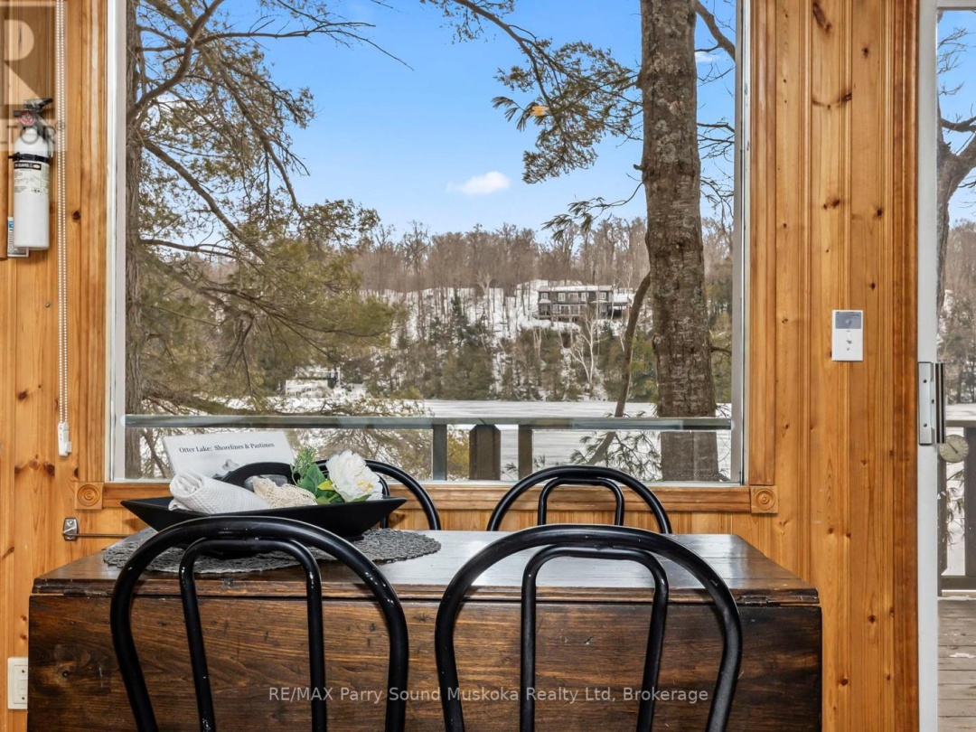 4 POST LANE, Otter Lake