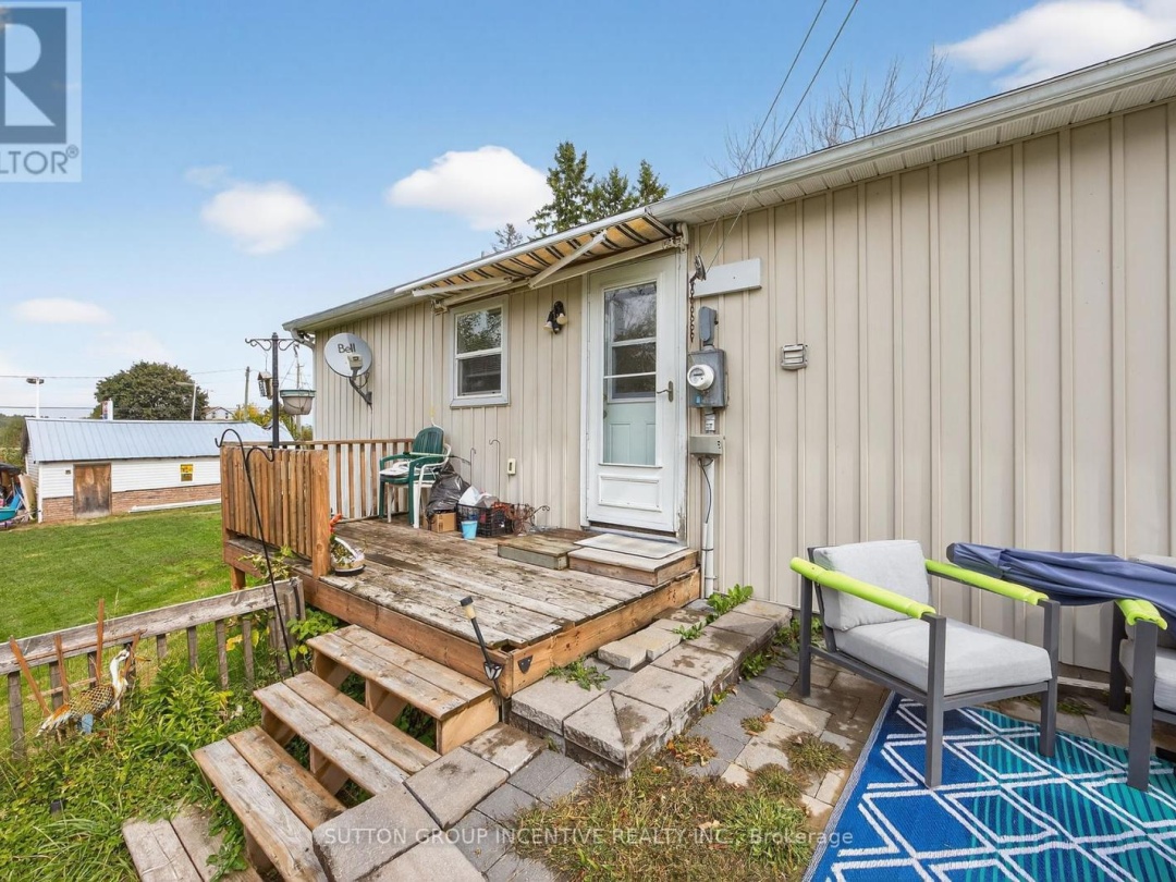 4652 PLUM POINT ROAD, 