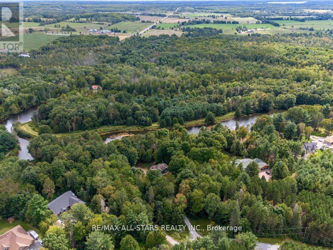 8 HARMONIOUS DRIVE, Burnt River