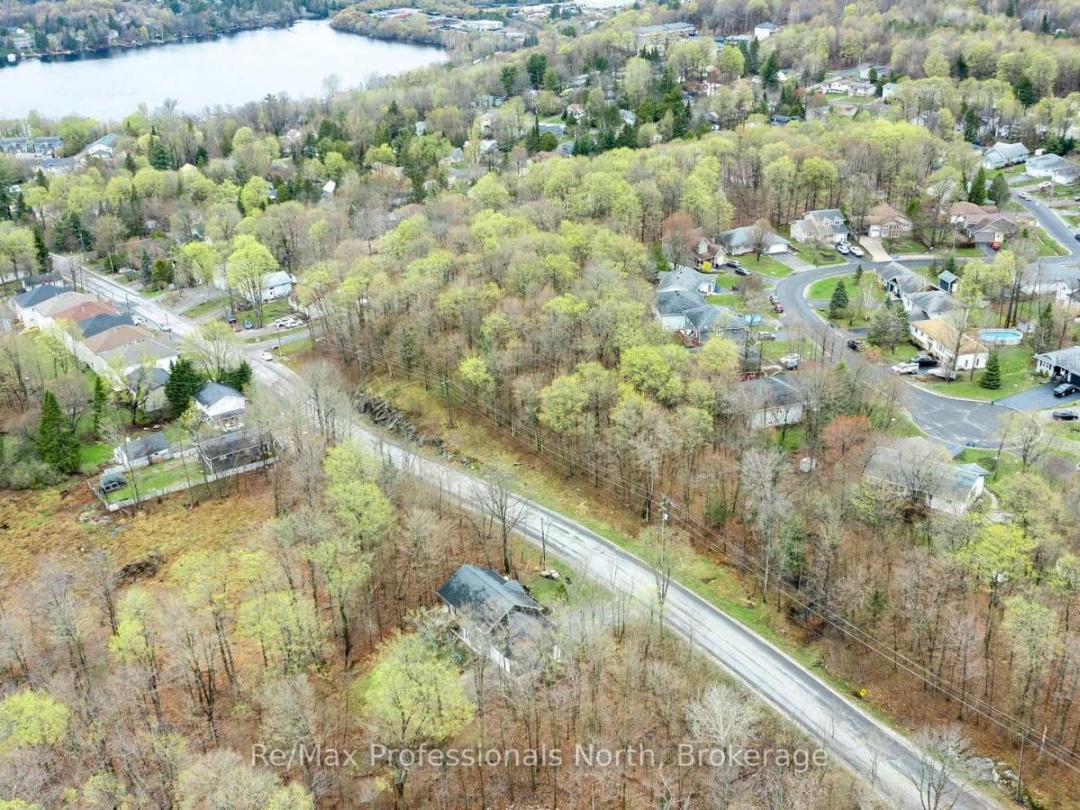 69 YONGE STREET S, Huntsville (Chaffey)