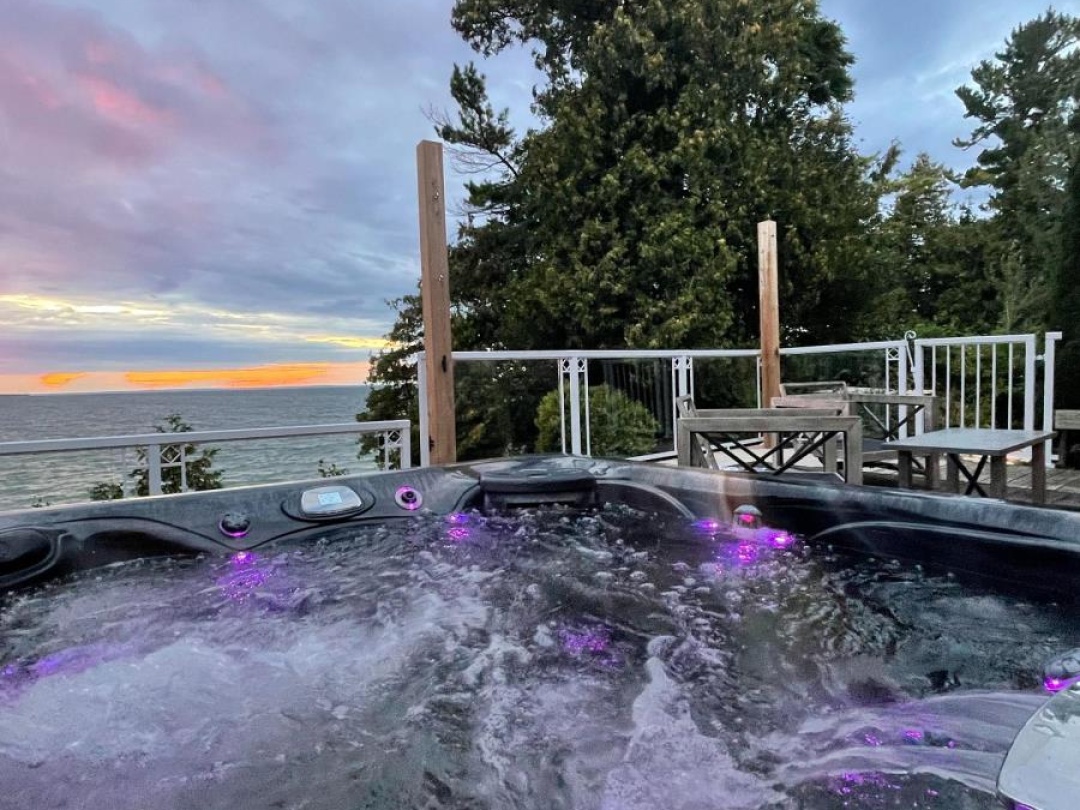 24940 THORAH PARK BOULEVARD, Lake Simcoe