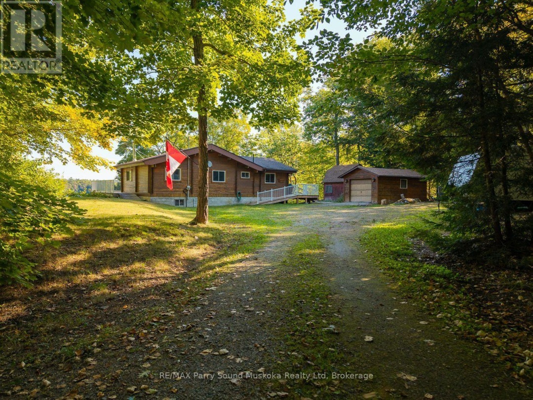30 OLD SIDS ROAD, Little Whitefish Lake