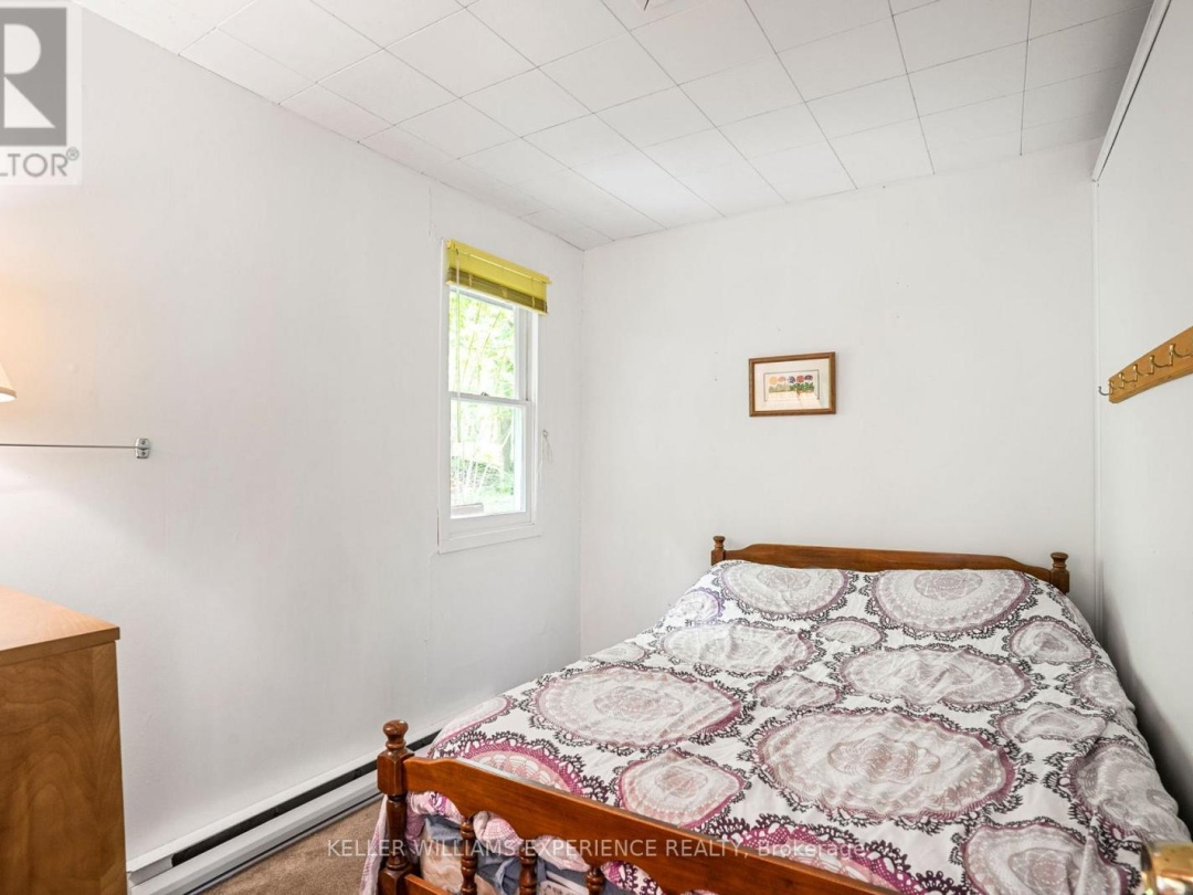 1049 ELSIE BAY DRIVE, Horseshoe Lake