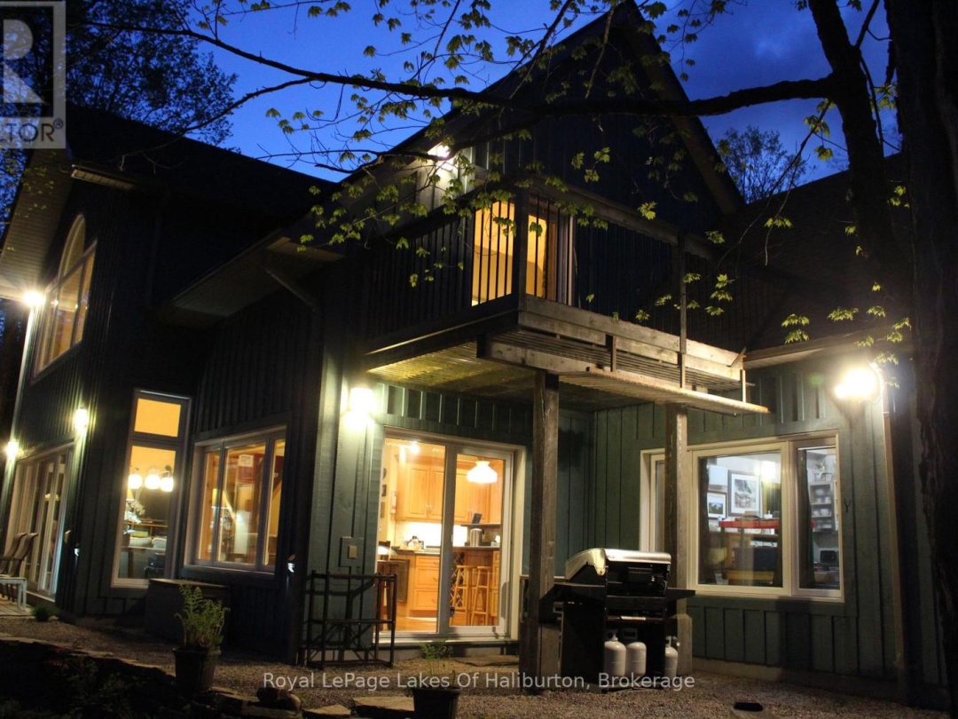 48 RUSSELL DRIVE, White Lake