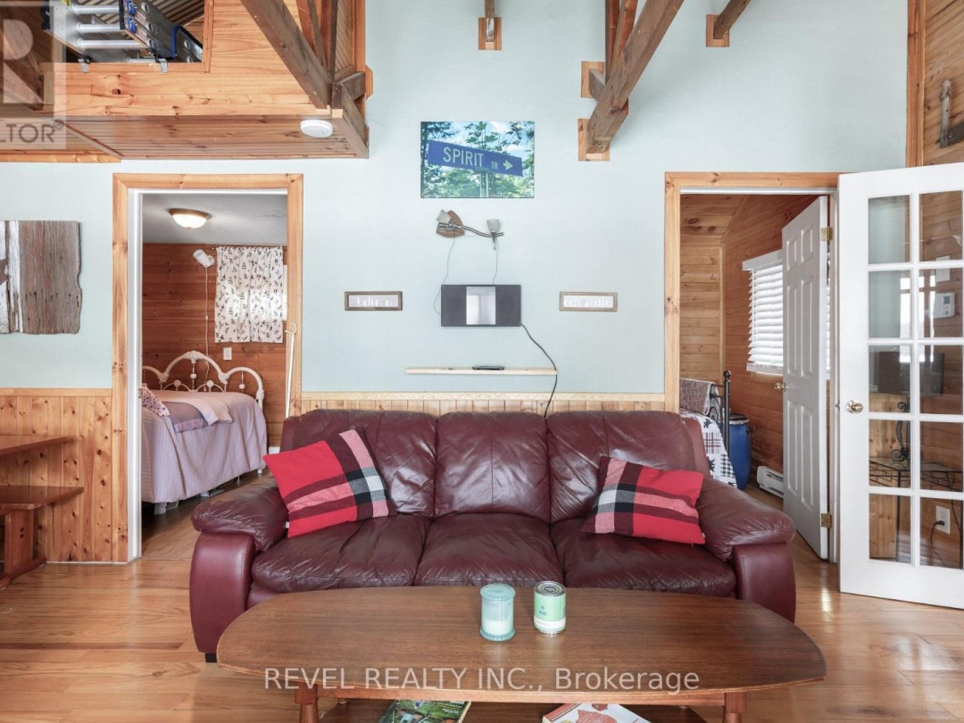 1129 LAKESHORE ROAD, Gooderham Lake