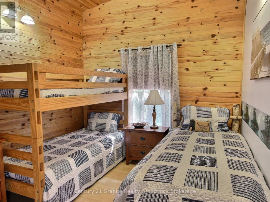 1082 GREEN LAKE ROAD, Gull River
