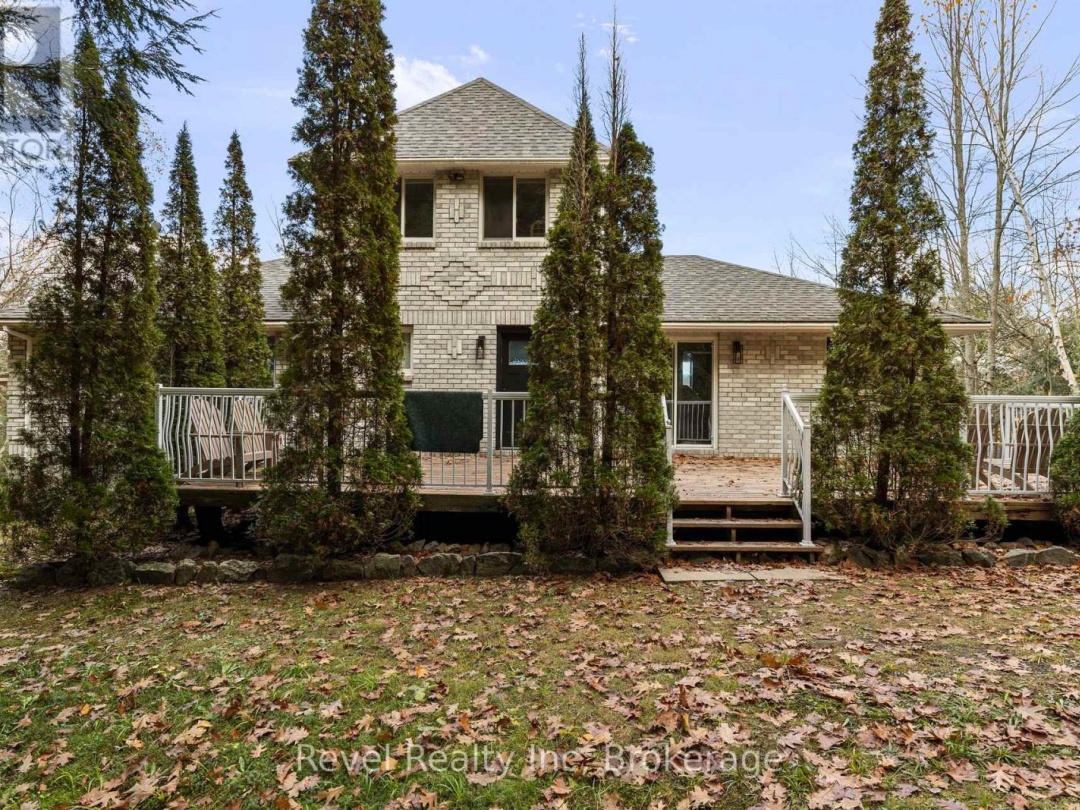 75 SILVER POINT DRIVE, Silver Lake