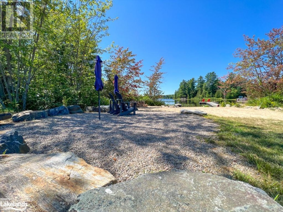 137 Gibson Bay Road, Whitestone Lake