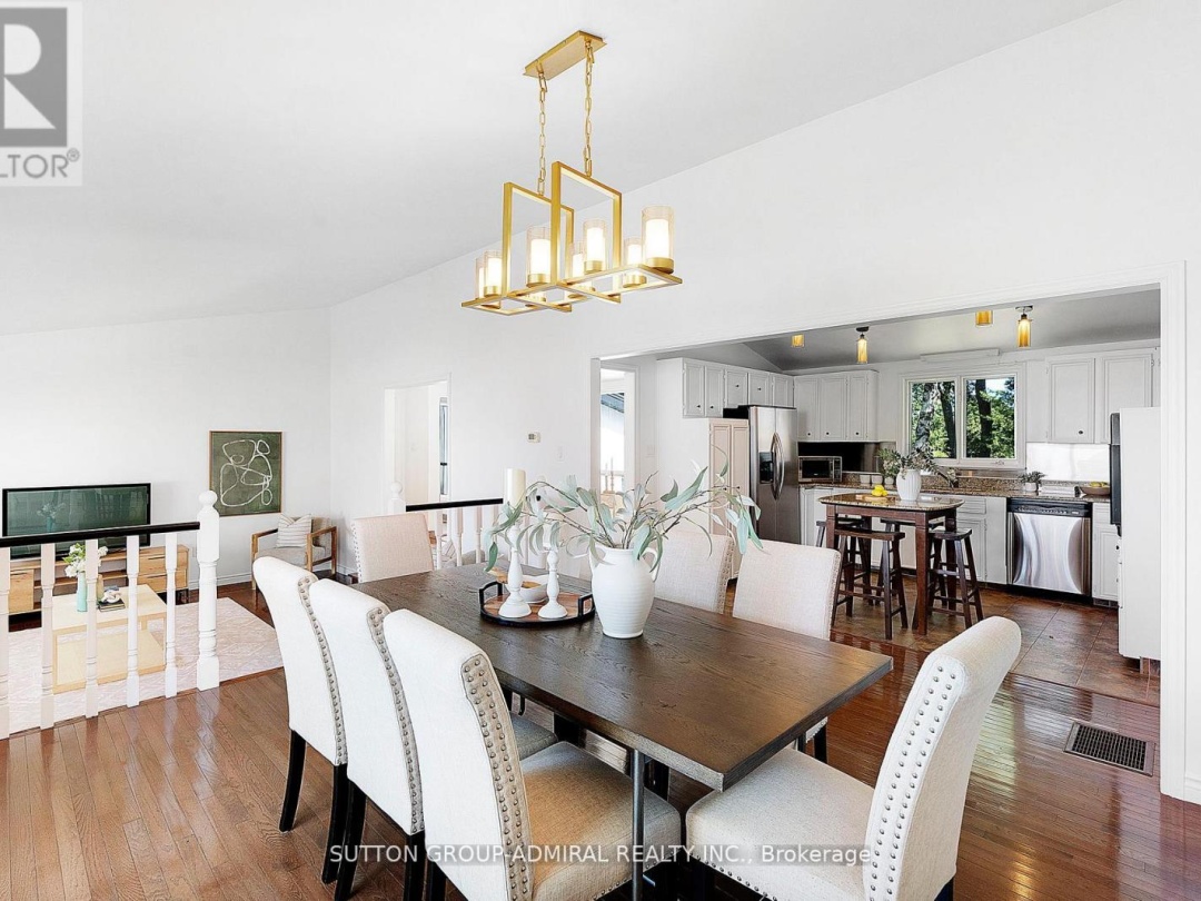 2232 LAKESHORE DRIVE, 