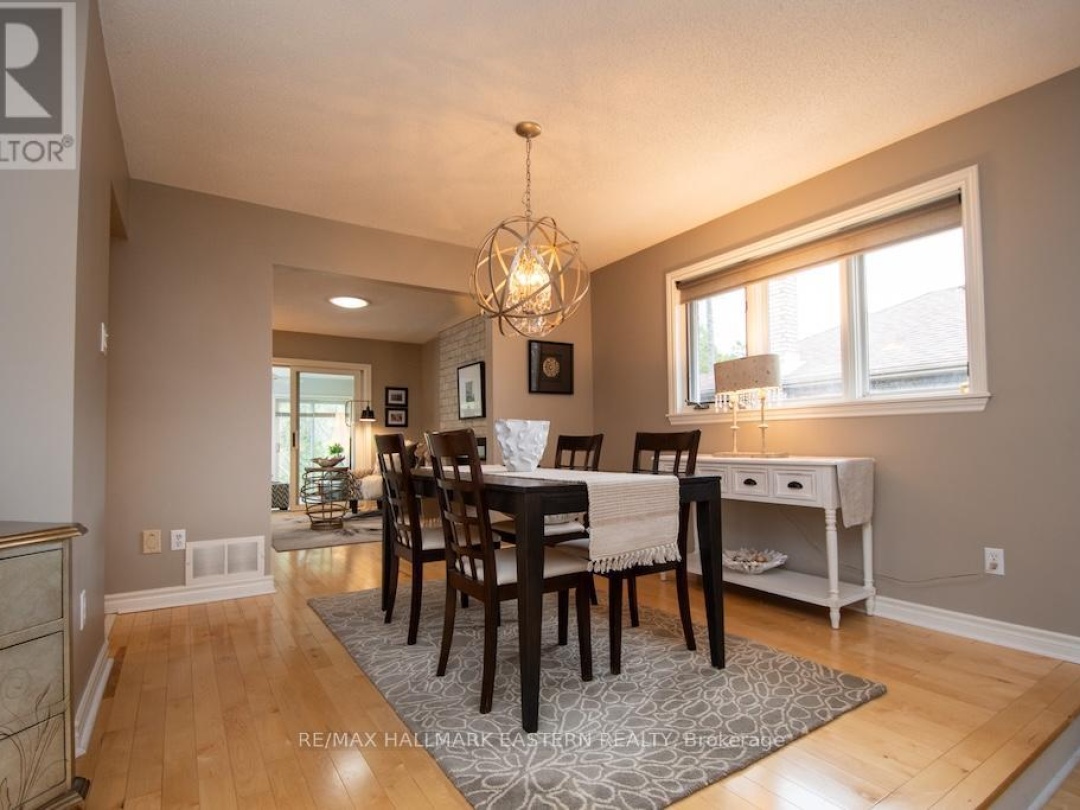 38 PATRICIA PLACE, Kawartha Lakes (Bobcaygeon)