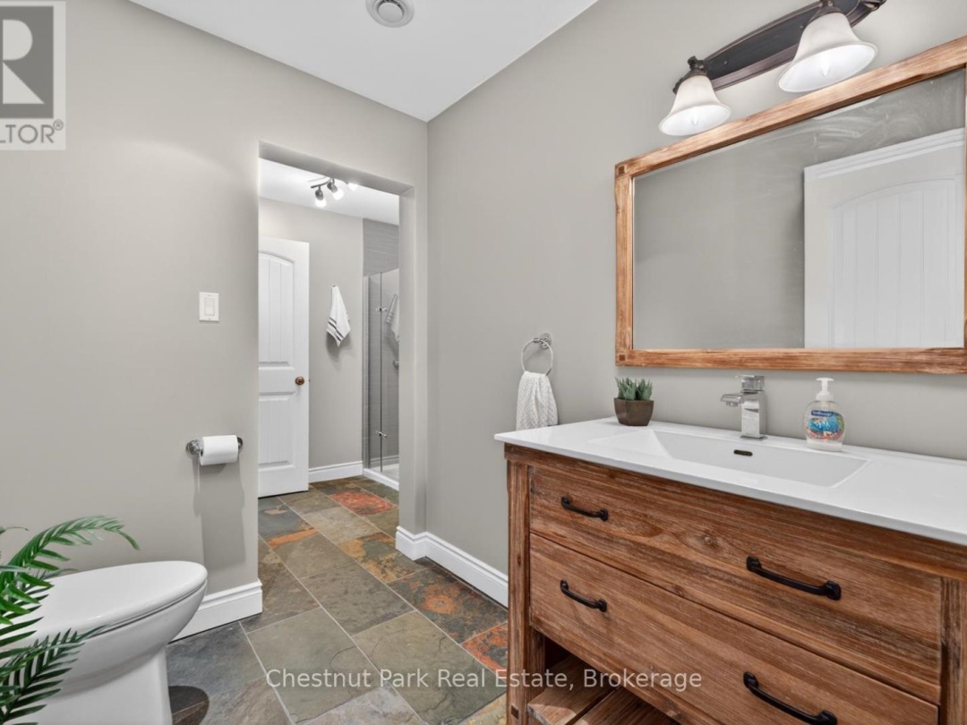 3547 LAUDERDALE POINT CRESCENT, Sparrow Lake