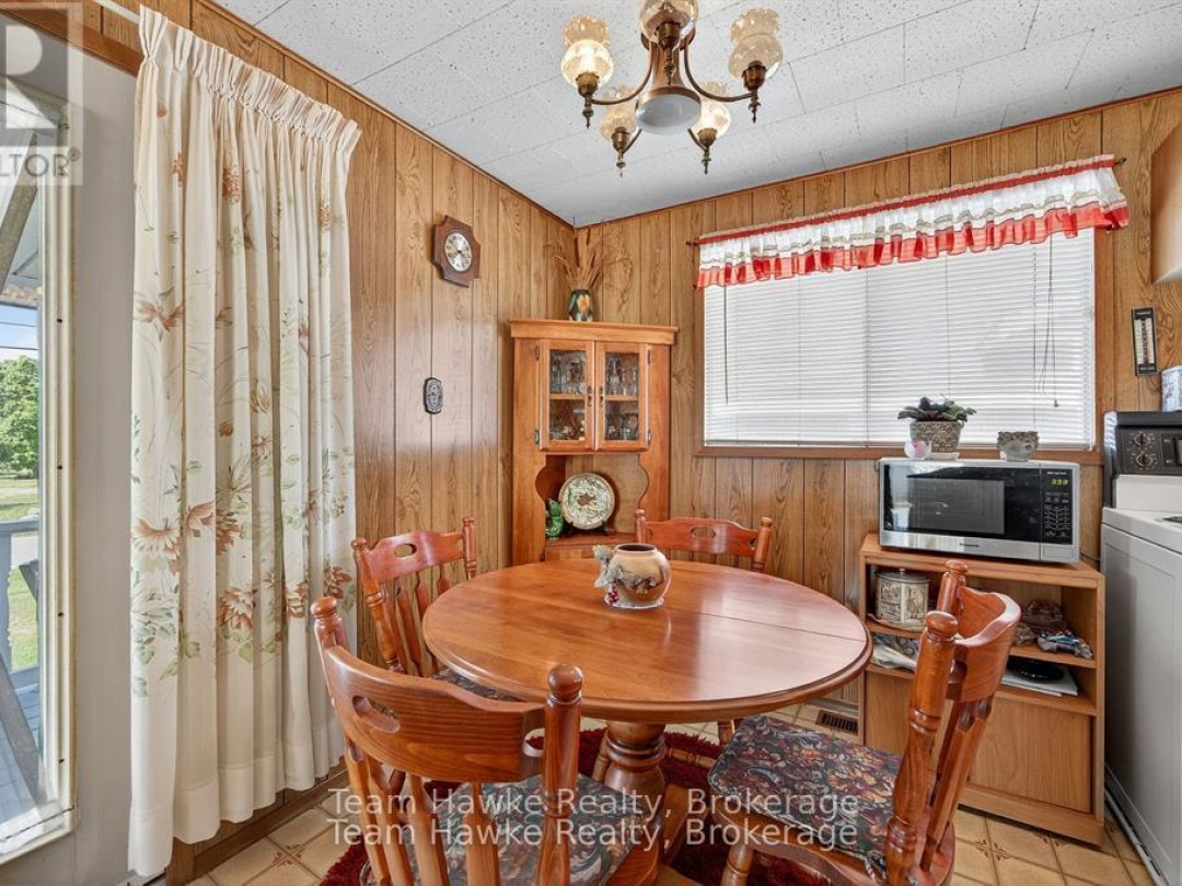 203 WOODLANDS AVENUE, 