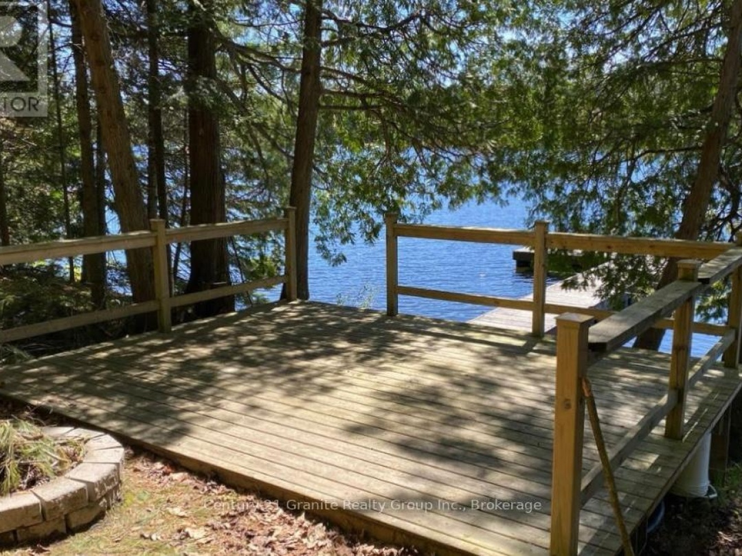 1037 ROTUNDA DRIVE, Contau Lake