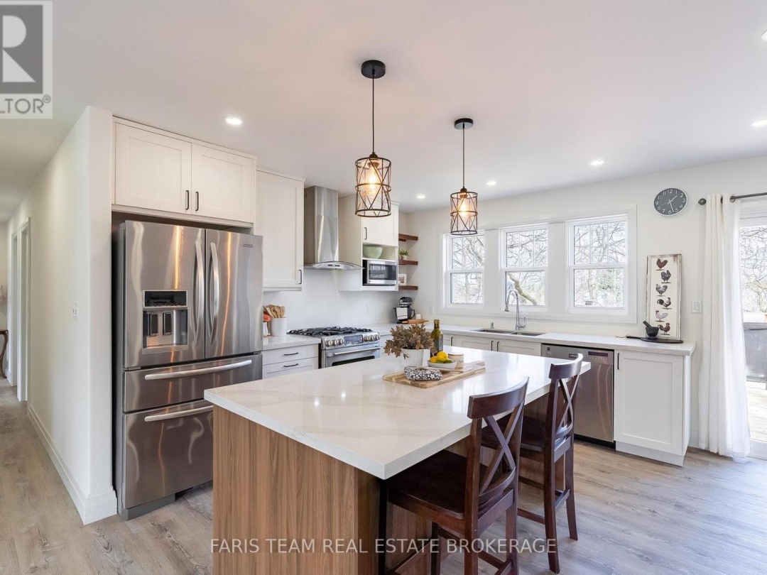 753 FIFTH AVENUE, Tay (Port McNicoll)