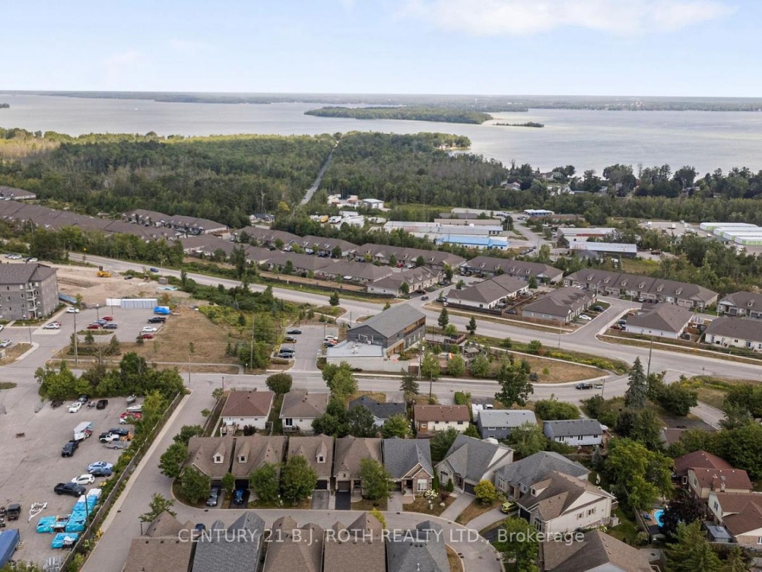 8 CANTERBURY CIRCLE, 